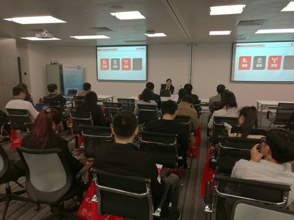 1486437411175784.png blob.png